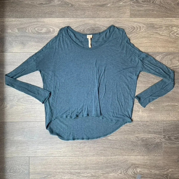 Aritzia Wilfred Free Top Teal green Boxy Long Sleeve Size XS - Picture 4 of 6